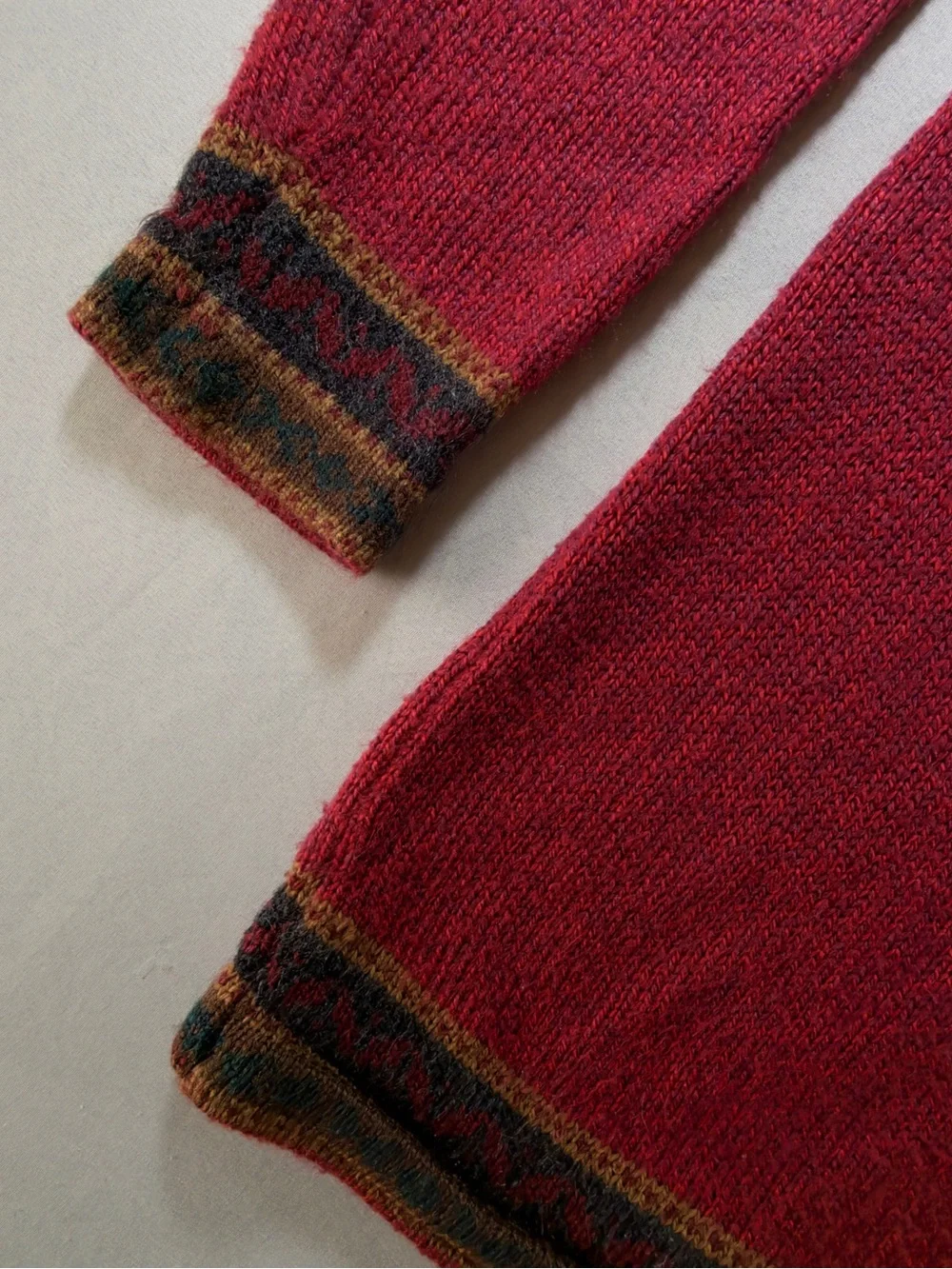Men's Red Patterned Crewneck Sweater - Brand Unspecified